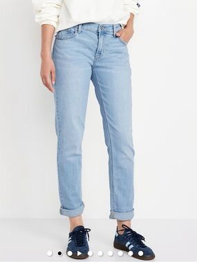 Mid-Rise Wow Boyfriend Straight Jeans